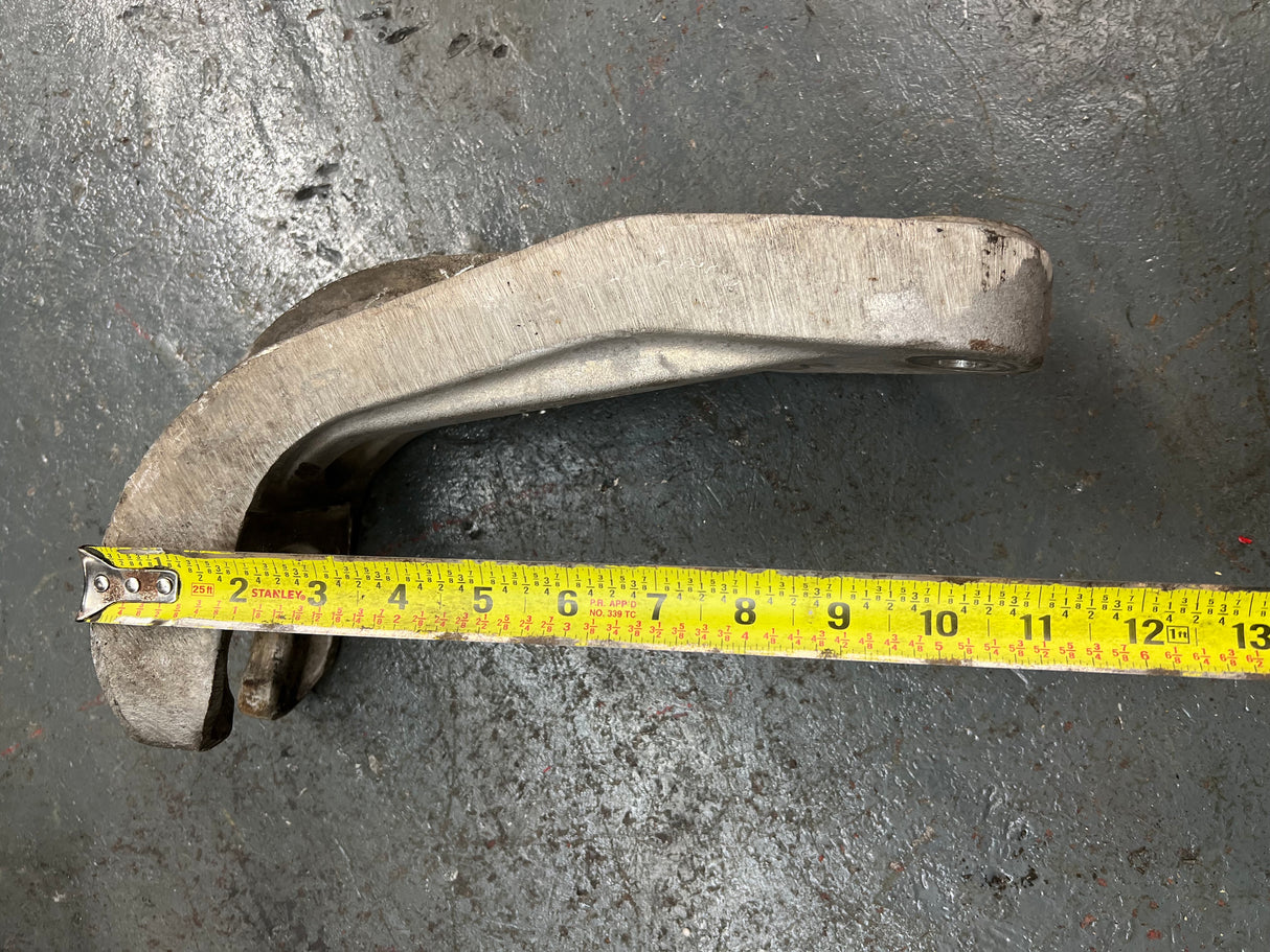 Freightliner Cascadia Radiator Core Support 05-30928-001 REV A