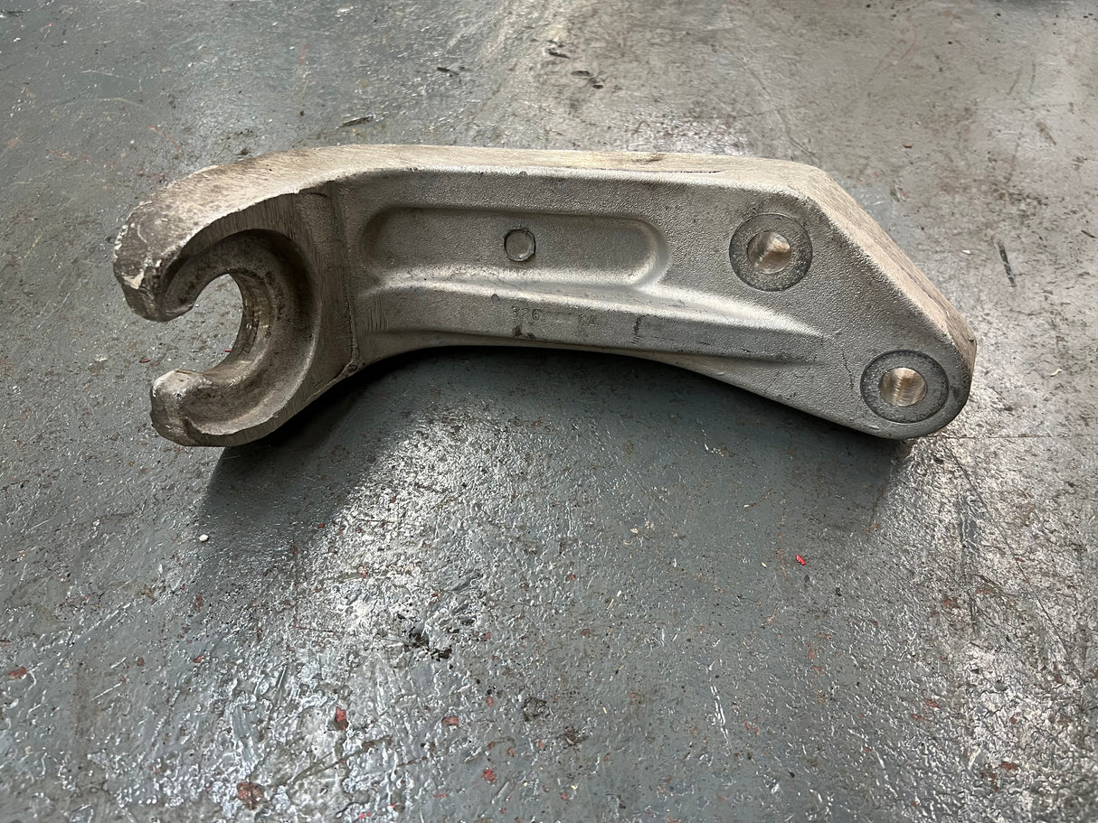 Freightliner Cascadia Radiator Core Support 05-30928-000 REV A