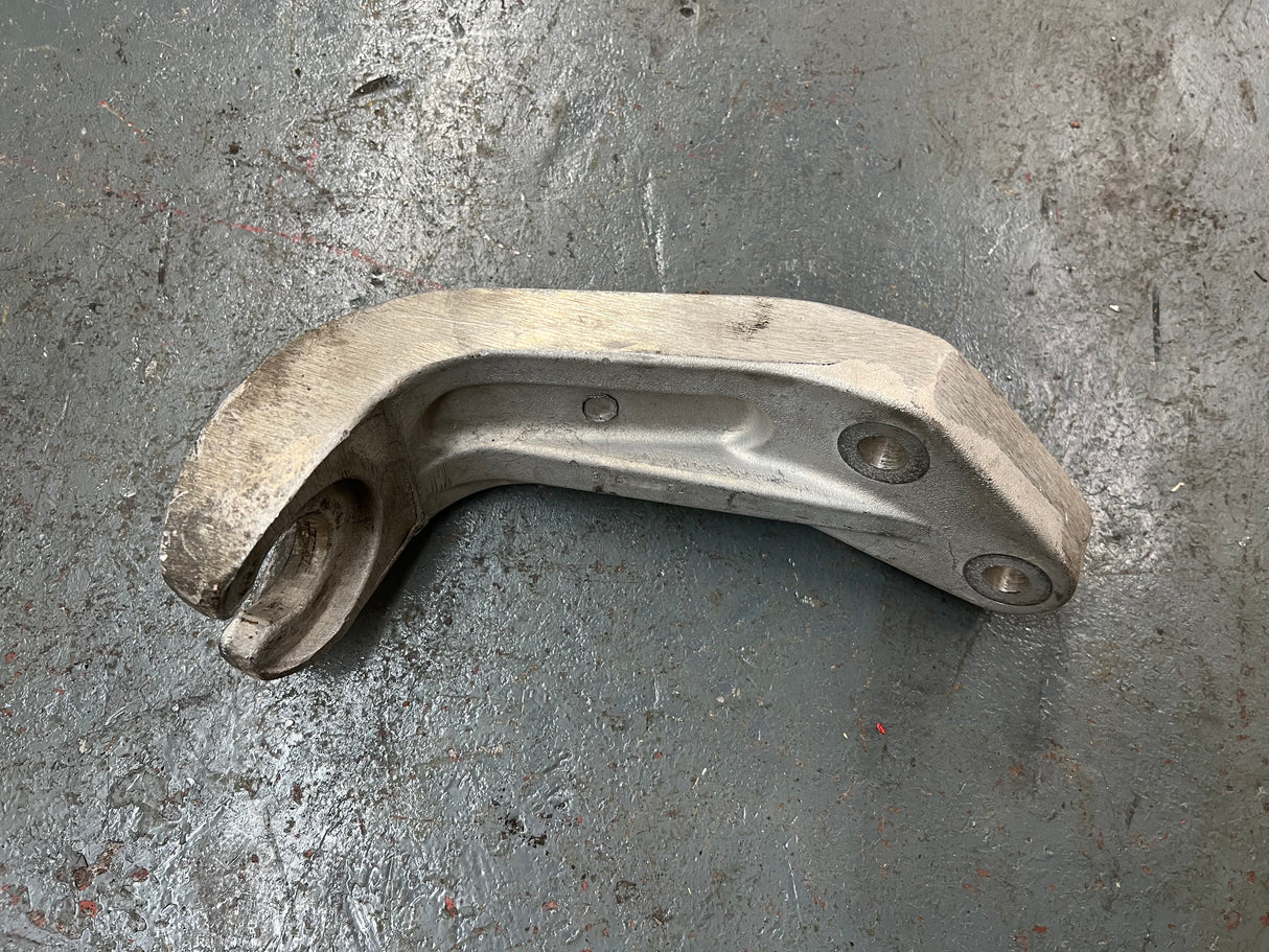 Freightliner Cascadia Radiator Core Support 05-30928-000 REV A