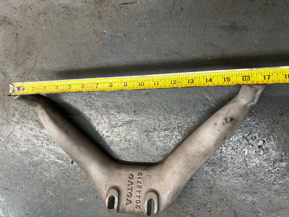 Cummins ISX Volvo Radiator Shroud Support Bracket Part # 20448719