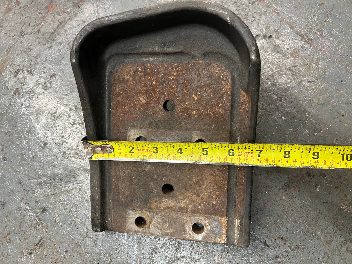 Cummins ISL9 Flywheel Housing Support A1200151-002, RIGHT / PASSENGER'S SIDE