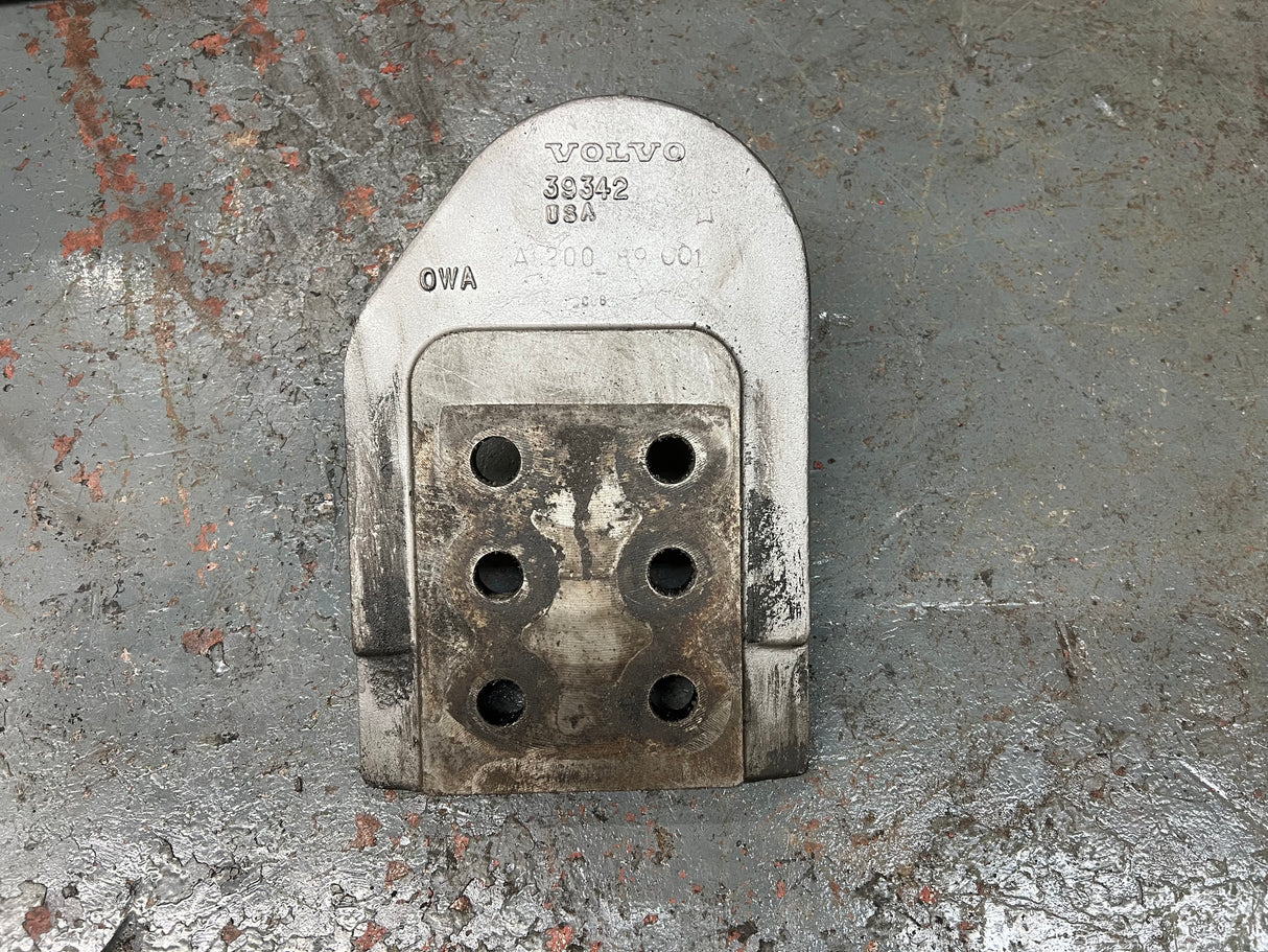 Volvo Diesel Engine Mount Part # A1200089-001, 39342