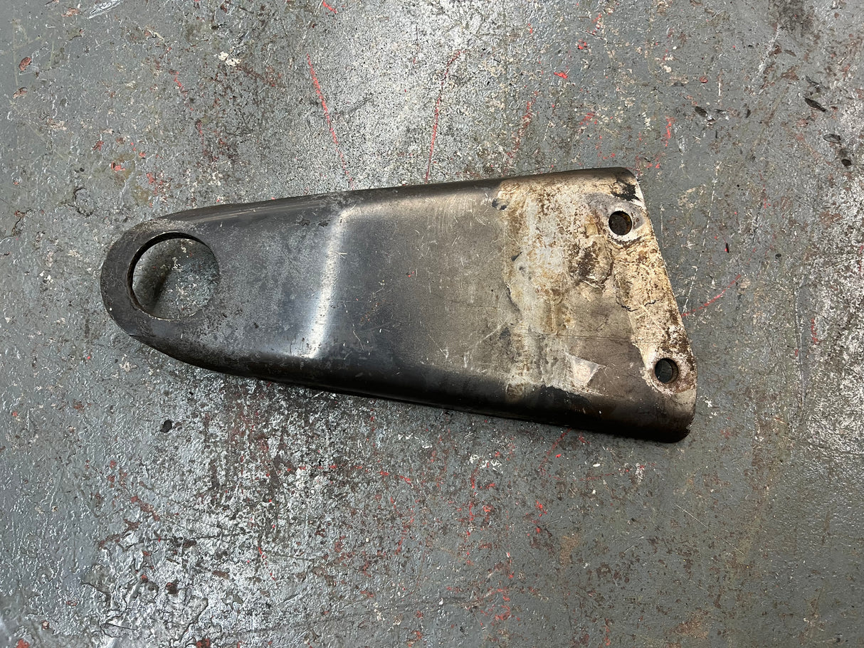 Cummins M11 Engine Lifting Bracket Part # 3896347