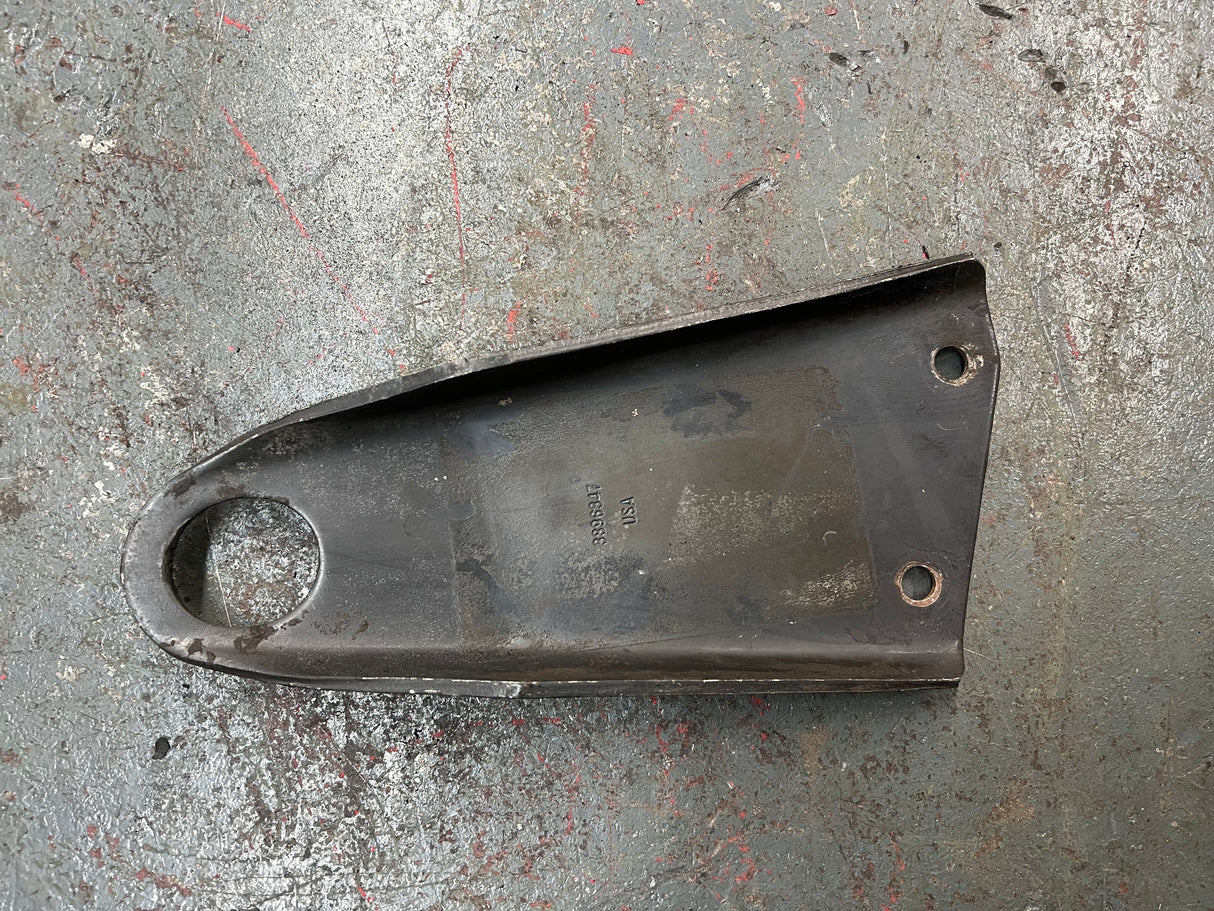 Cummins M11 Engine Lifting Bracket Part # 3896347