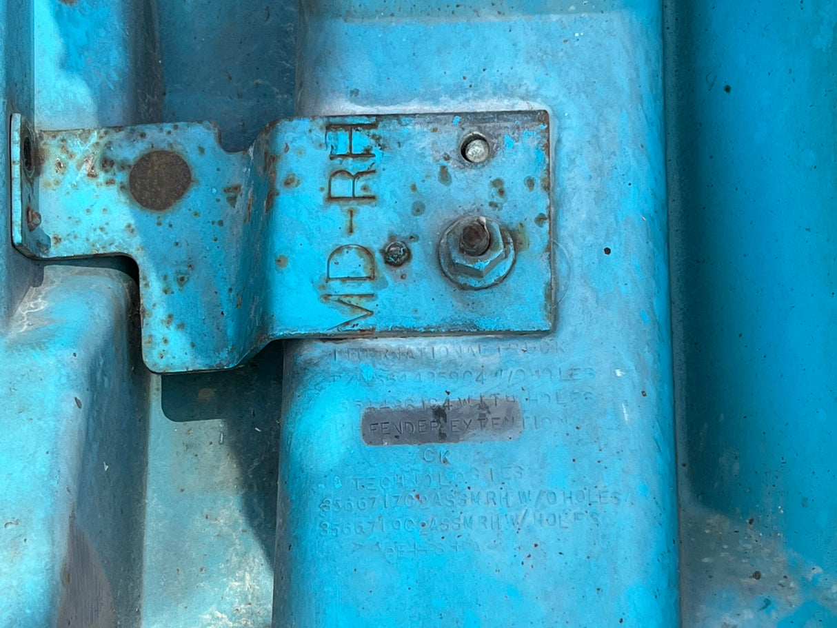 2009 International 4400 SBA CAB SET-BACK-AXLE