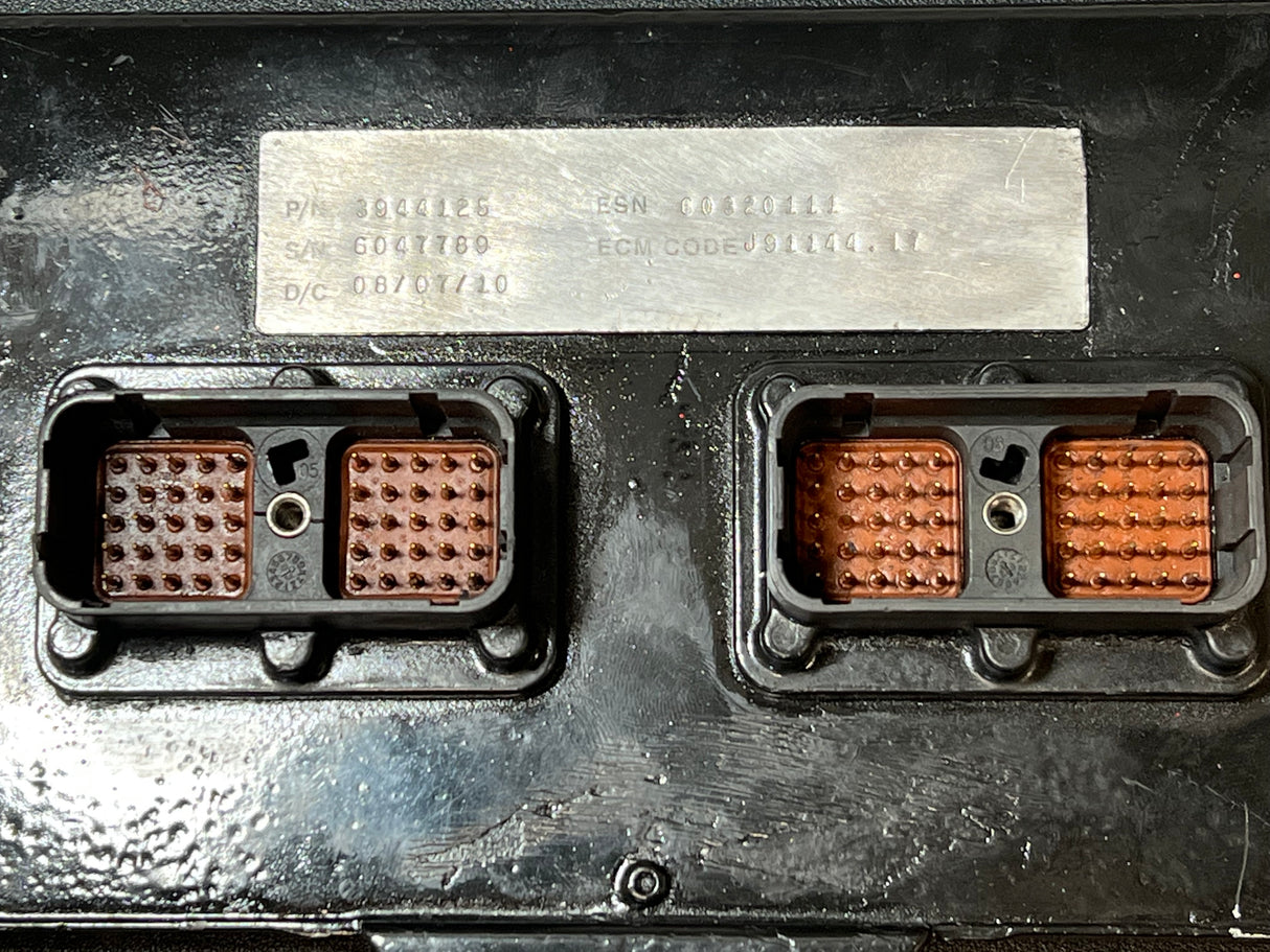 Cummins ISC / ISL Engine Control Module (ECM) Part # 3944125, CM554