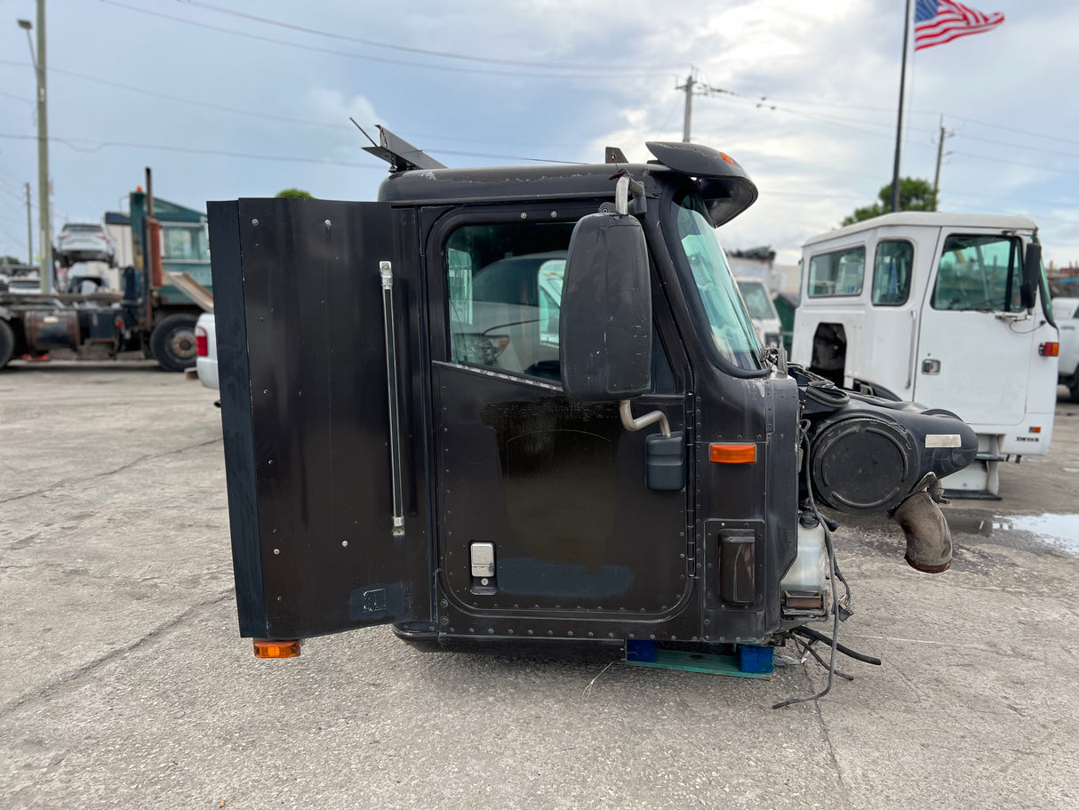 2007 INTERNATIONAL 9200I SBA CAB