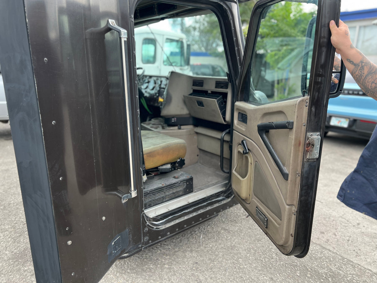 2007 INTERNATIONAL 9200I SBA CAB