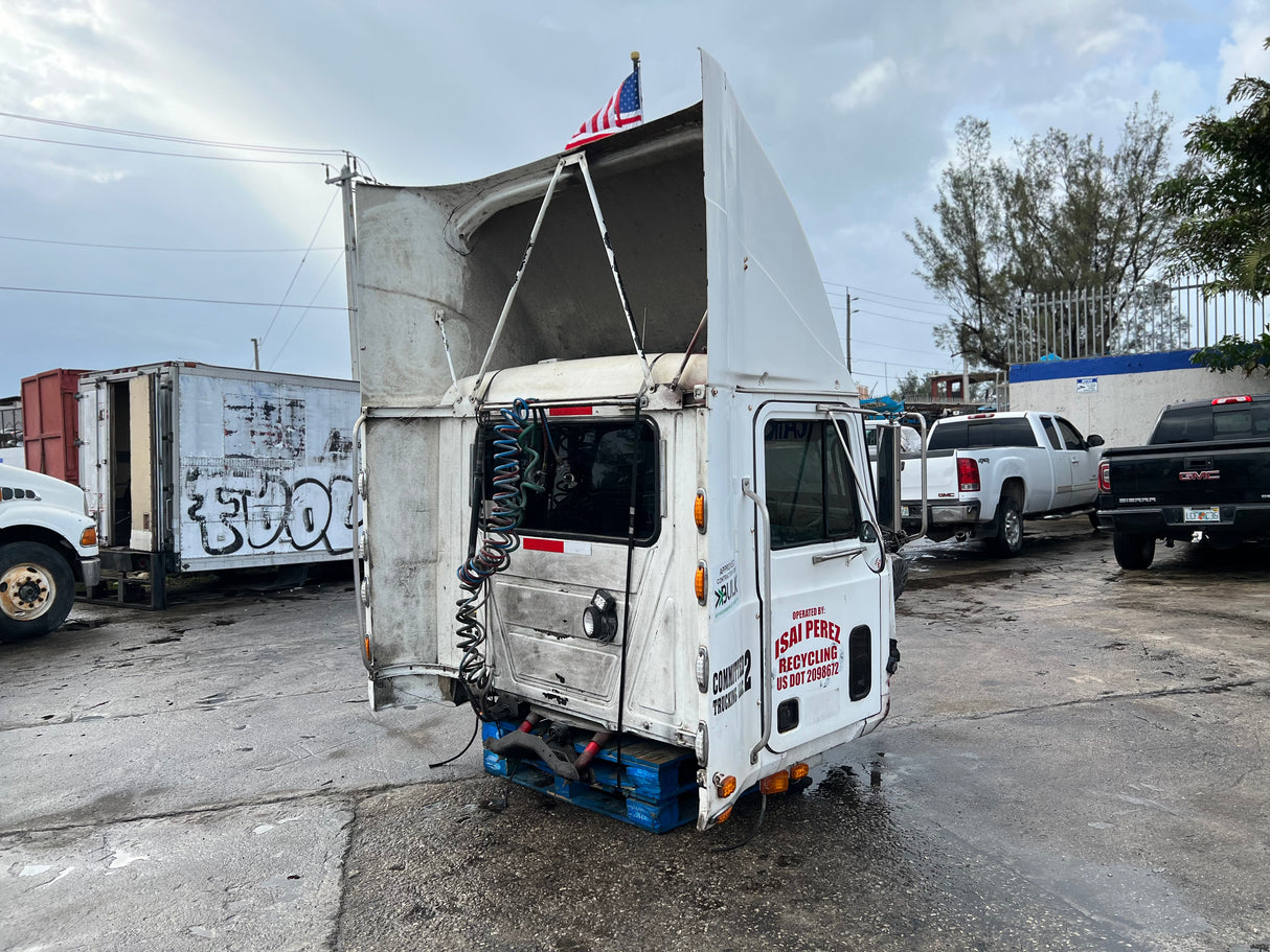 2003 Mack CH613 600 Series Conventional Cab