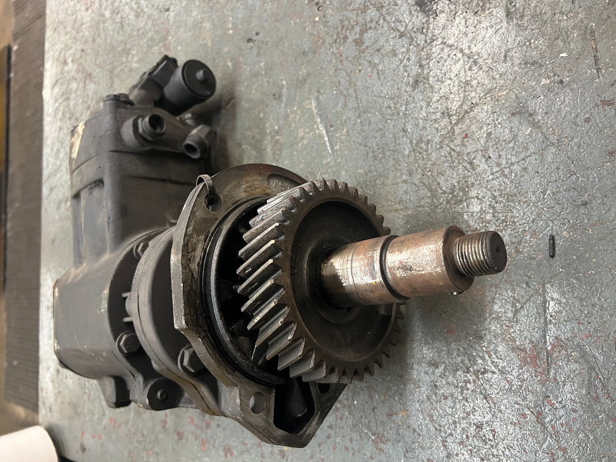 Cummins N14 Air Compressor Model: SS296E, Part # 3558602