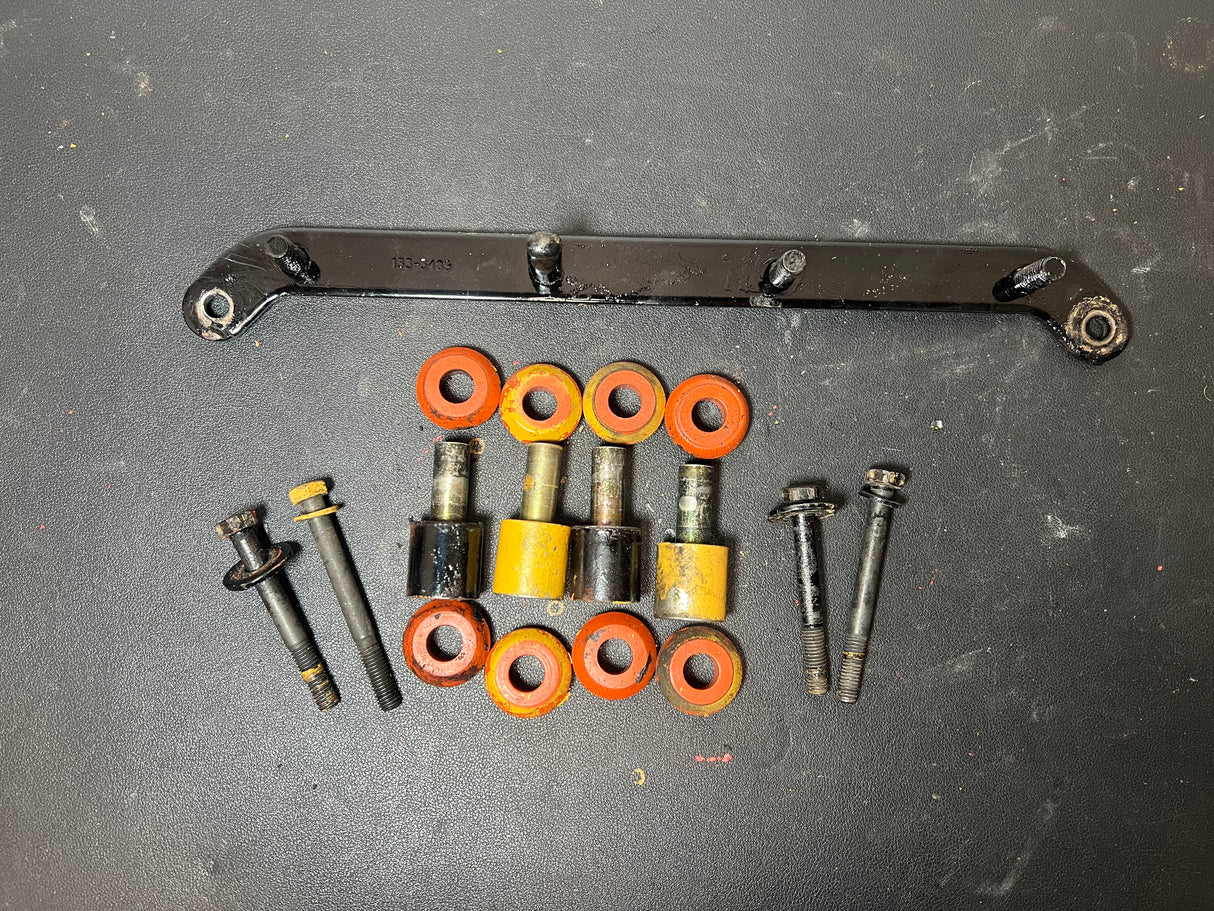 OEM CATERPILLAR 3126 70-PIN Engine Control Module Mounting Plate Part # 133-3489