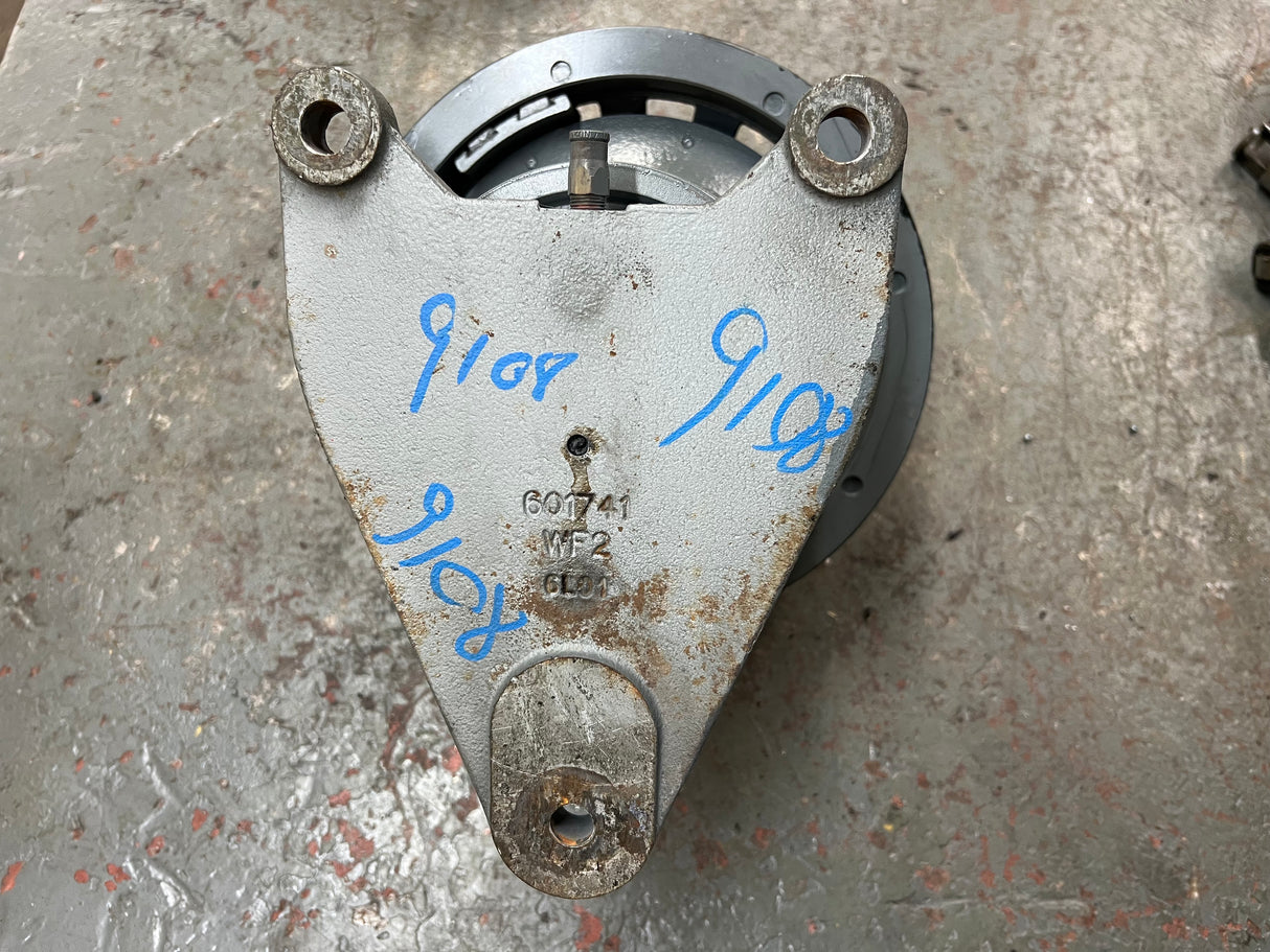 2005 Mack AMI Horton Fan Clutch Mounting Base Part # 601741