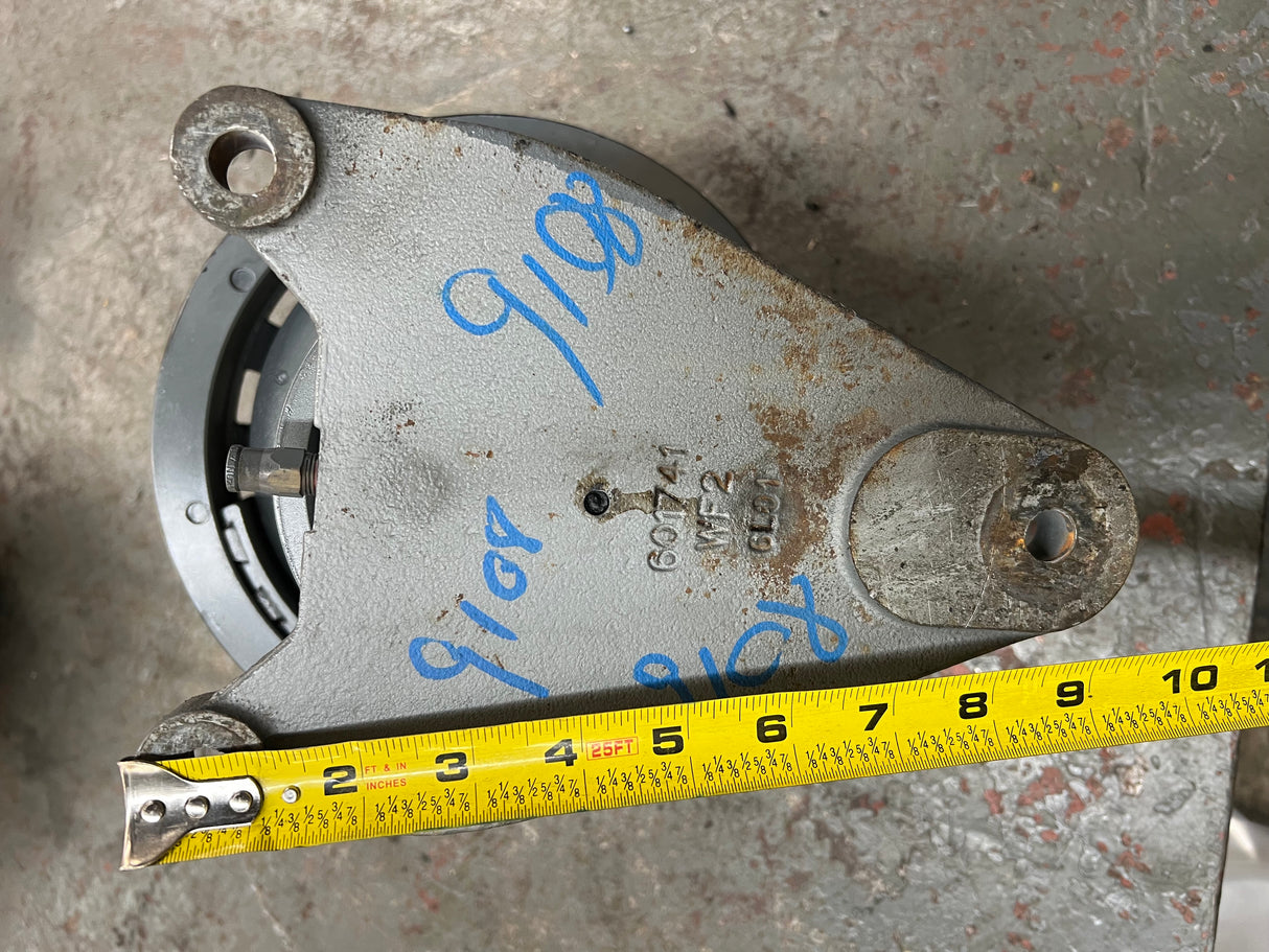 2005 Mack AMI Horton Fan Clutch Mounting Base Part # 601741