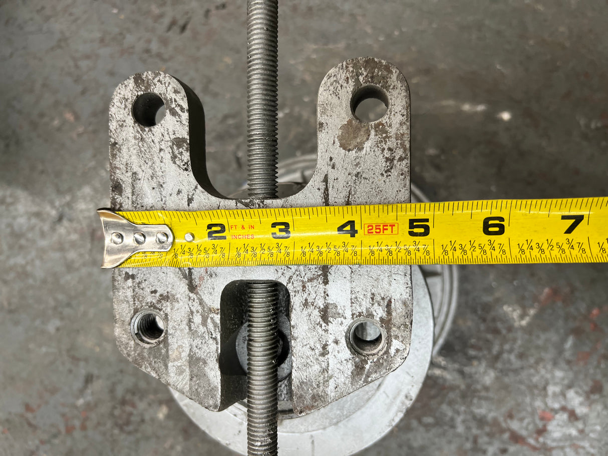 SCHWITZER Viscous Fan Clutch 660 Series P/N 189176, Mounting Base P/N 38513, Pulley P/N 87737