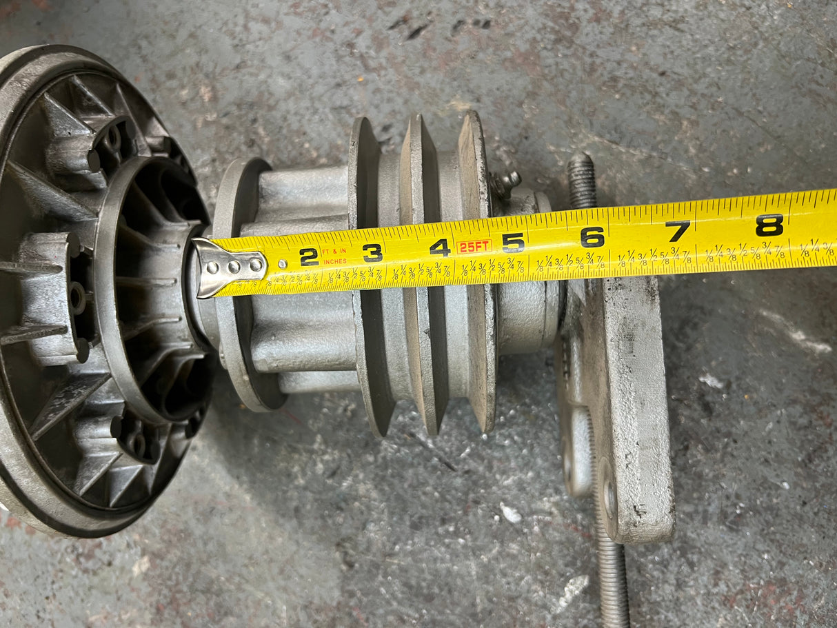 SCHWITZER Viscous Fan Clutch 660 Series P/N 189176, Mounting Base P/N 38513, Pulley P/N 87737