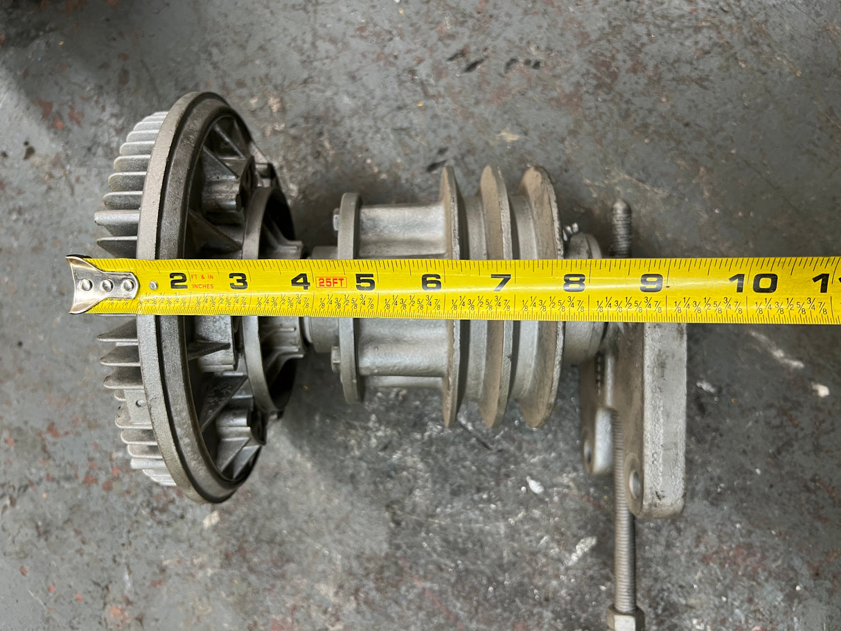 SCHWITZER Viscous Fan Clutch 660 Series P/N 189176, Mounting Base P/N 38513, Pulley P/N 87737