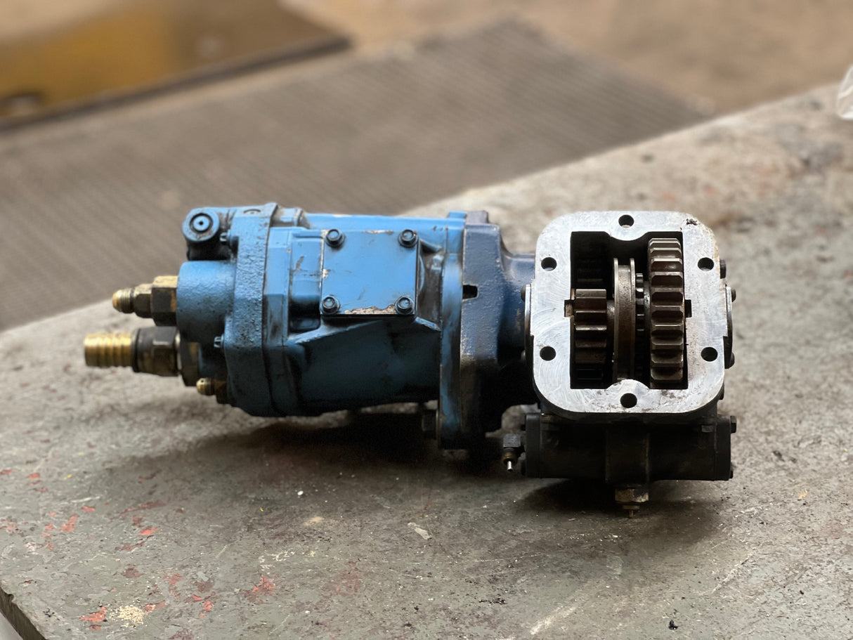 Muncie TG SERIES PTO for Allison 2000 Transmission TG6B-A6904-5, Vickers Hydraulic Pump PVE12R
