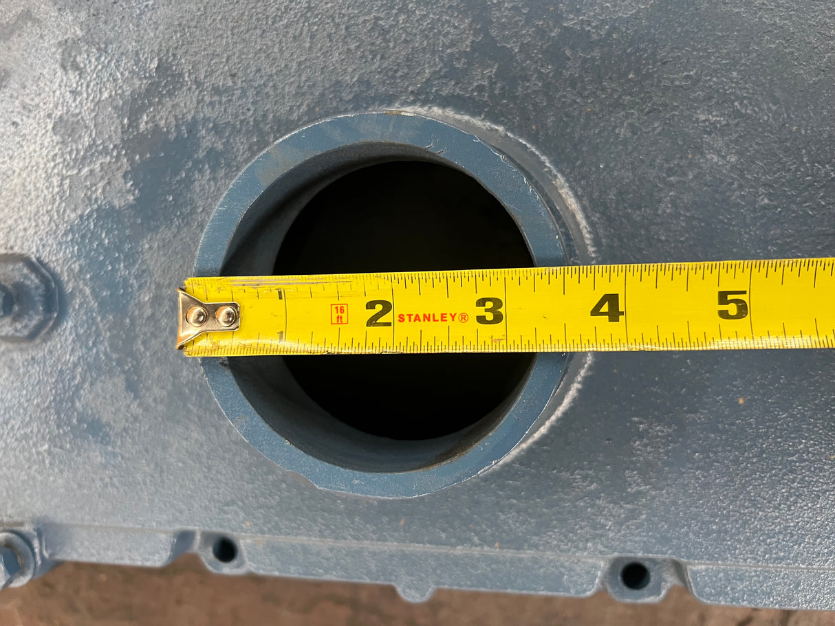 OEM International DT466E Valve Cover Part # 1824738C2, NON-EGR