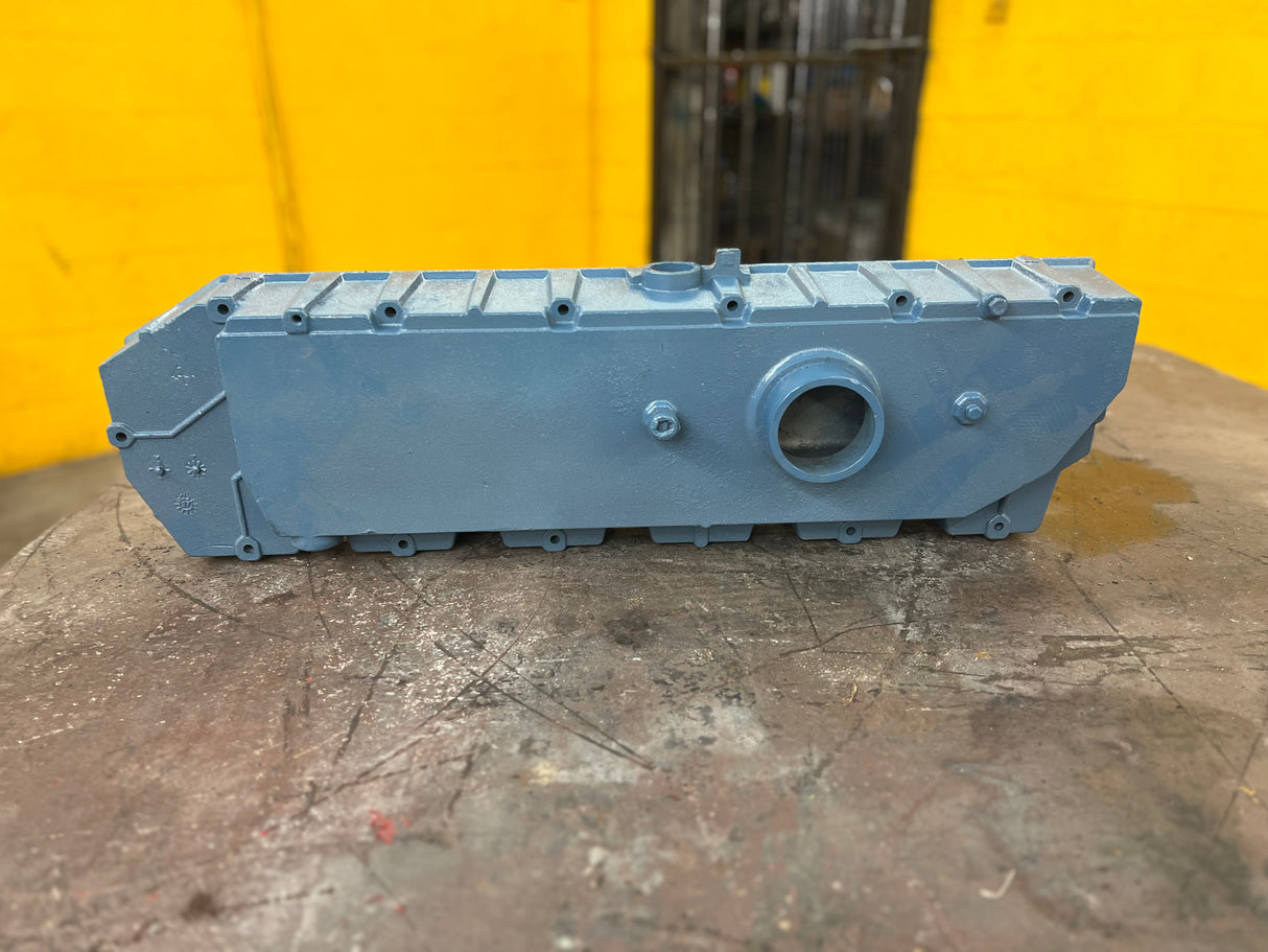 OEM International DT466E Valve Cover Part # 1824738C2, NON-EGR