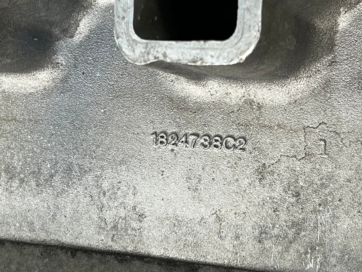 OEM International DT466E Valve Cover Part # 1824738C2, NON-EGR