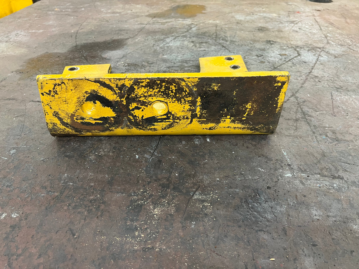 Caterpillar 3406 Front Engine Mount