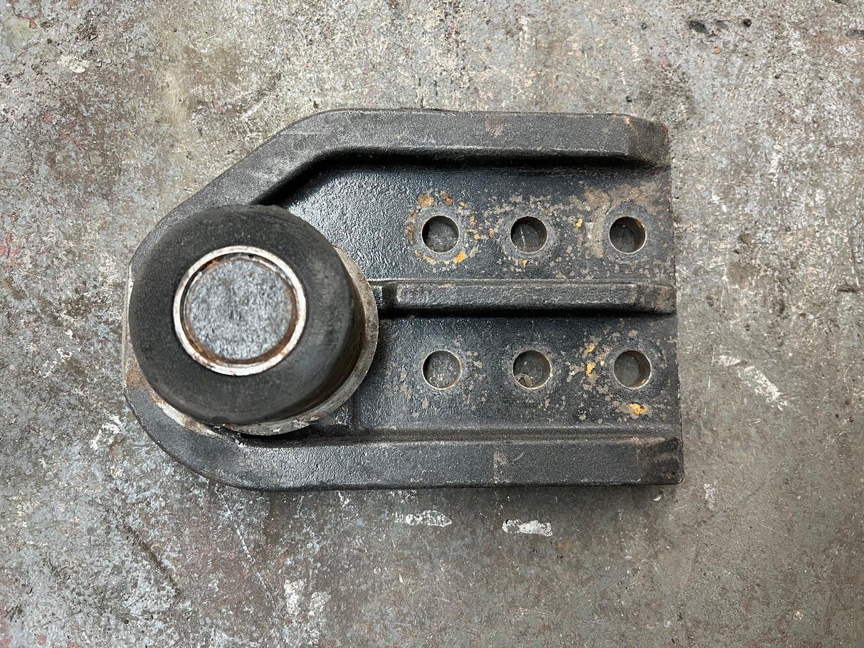 Volvo Diesel Engine Mount A1200089-007