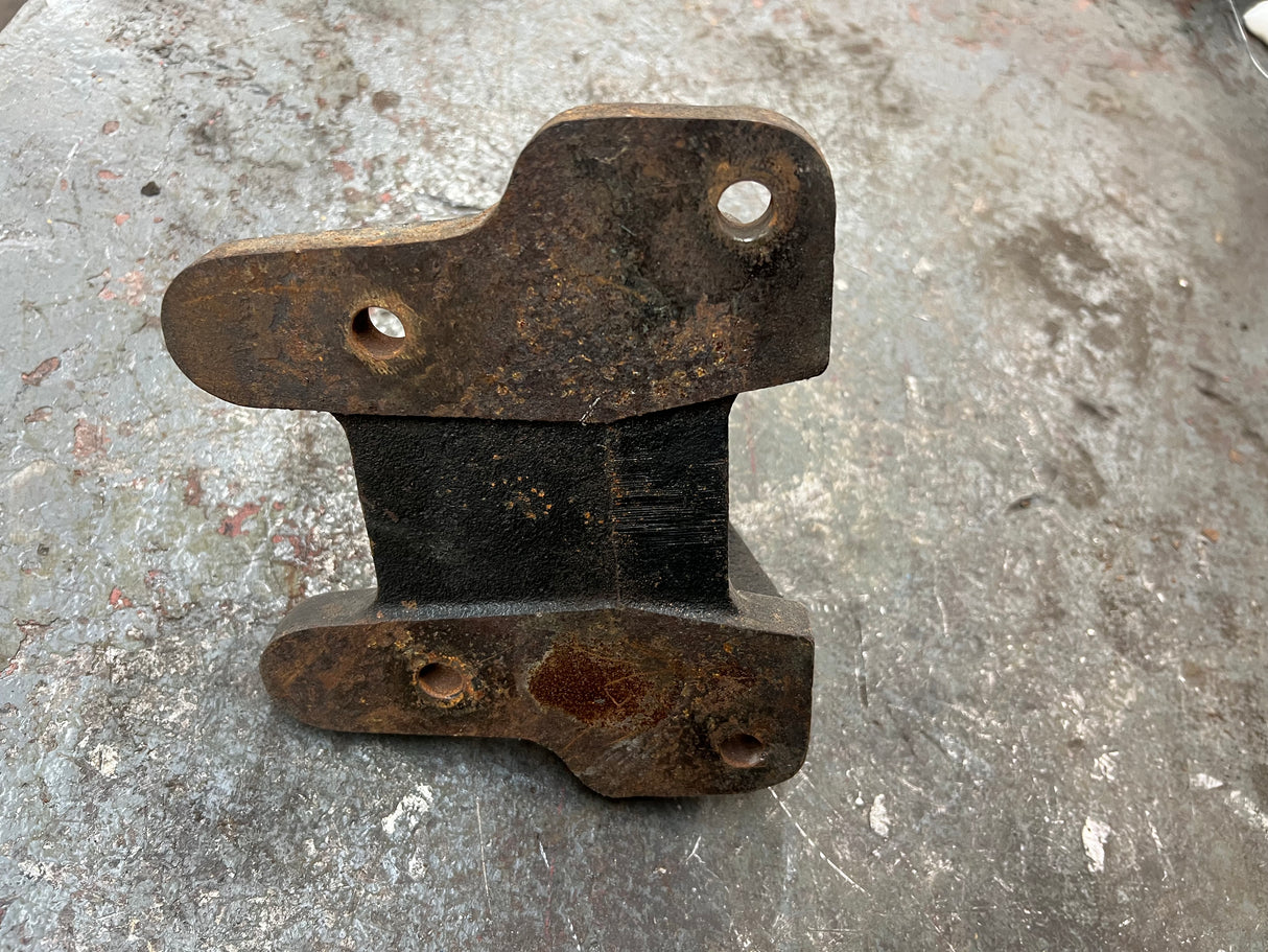 Chevy / GM Front Engine Mounting Bracket 15732793