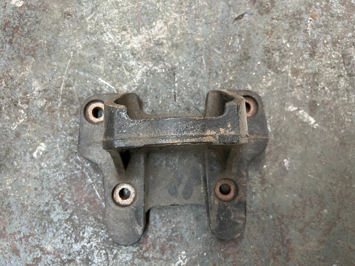 Chevy / GM Front Engine Mounting Bracket Part # 15732793