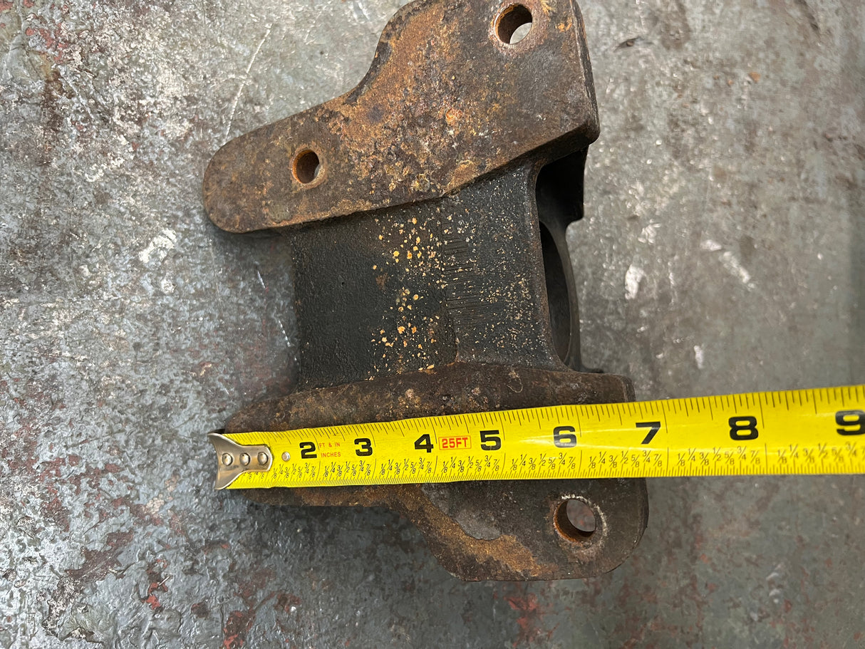 Chevy / GM Front Engine Mounting Bracket Part # 15732793