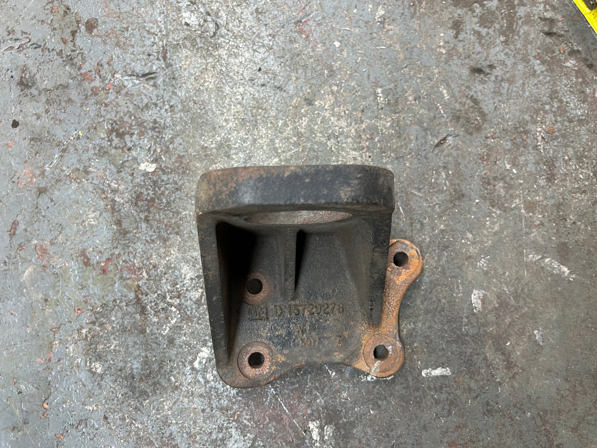 Chevy / GM Rear Engine Mount 15729278