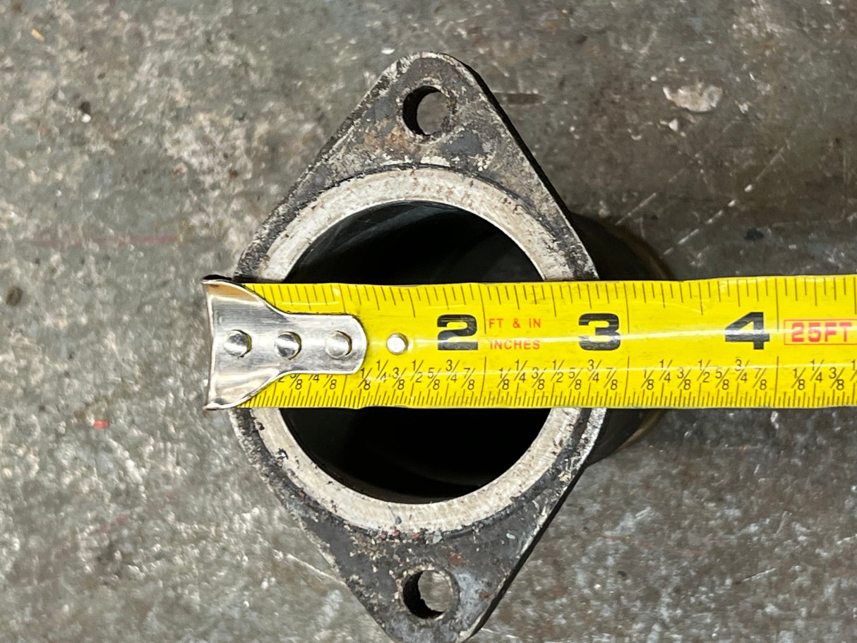 International MaxxForce DT Diesel Engine Water Inlet Connection