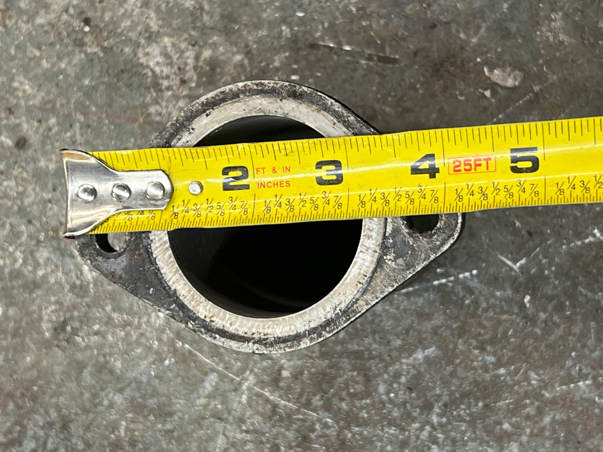 International MaxxForce DT Diesel Engine Water Inlet Connection