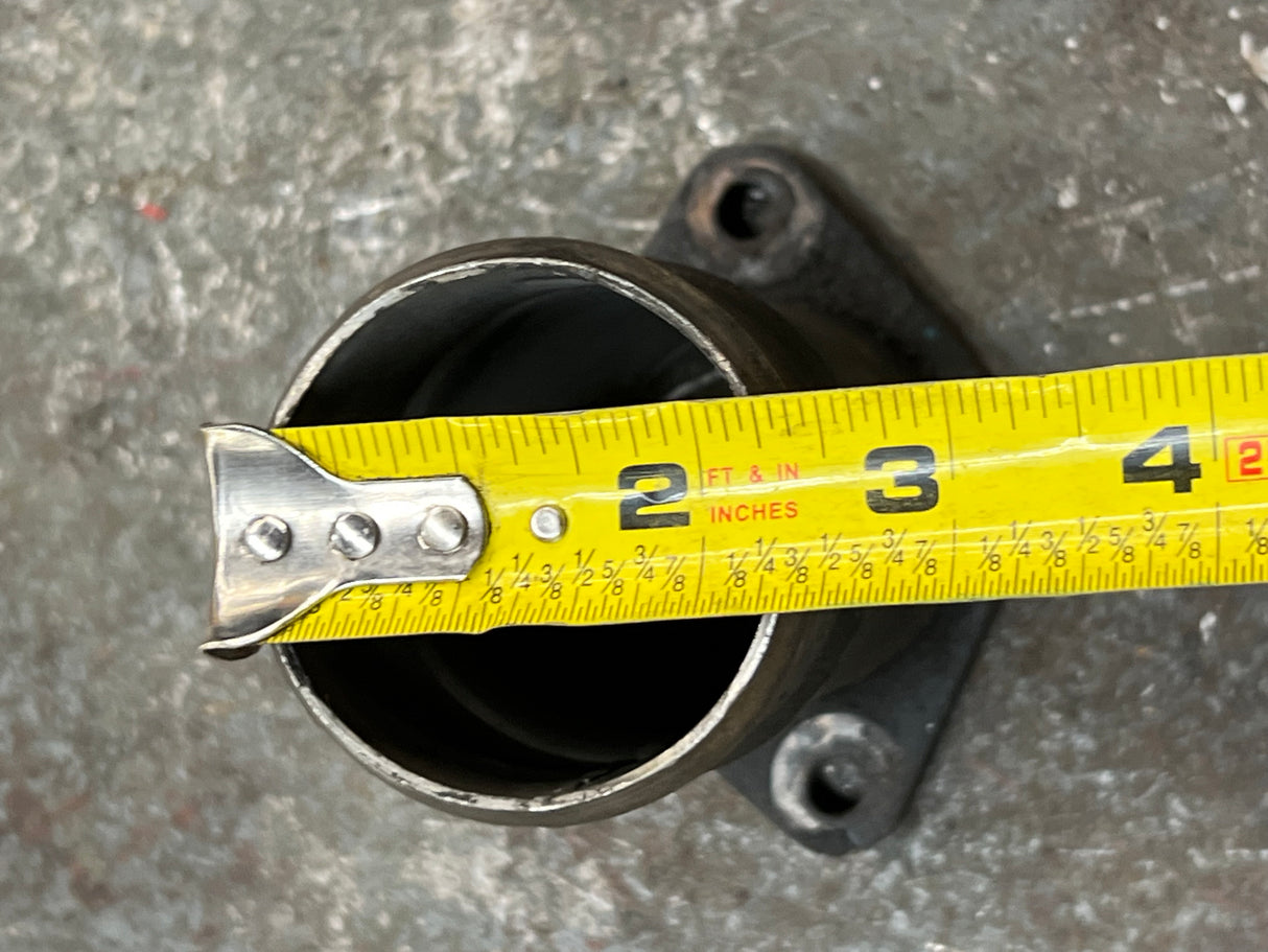 International MaxxForce DT Diesel Engine Water Inlet Connection