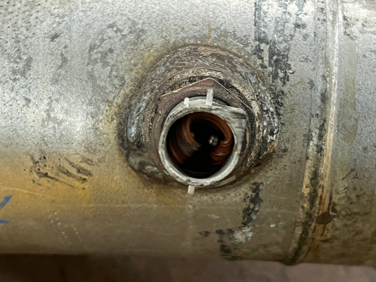 International Navistar Air Cleaner To Engine Manifold Pipe 3505049C1