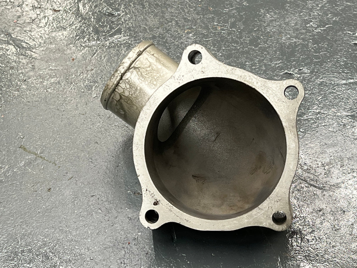 Volvo D13 Diesel Engine Thermostat Housing 21861948