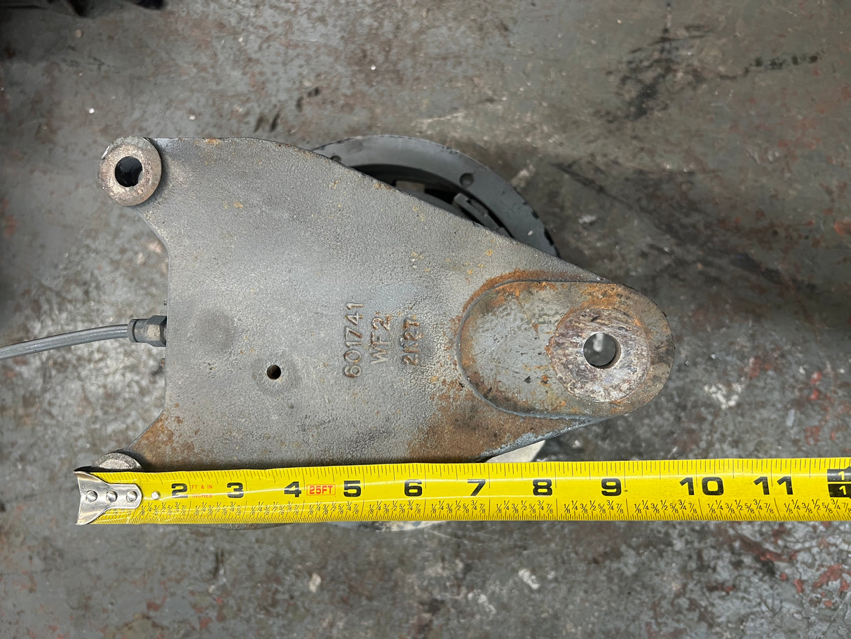 2006 Mack AMI-300 Horton 2-Speed Fan Clutch P/N 79A9498-2, Mounting Base P/N 601741