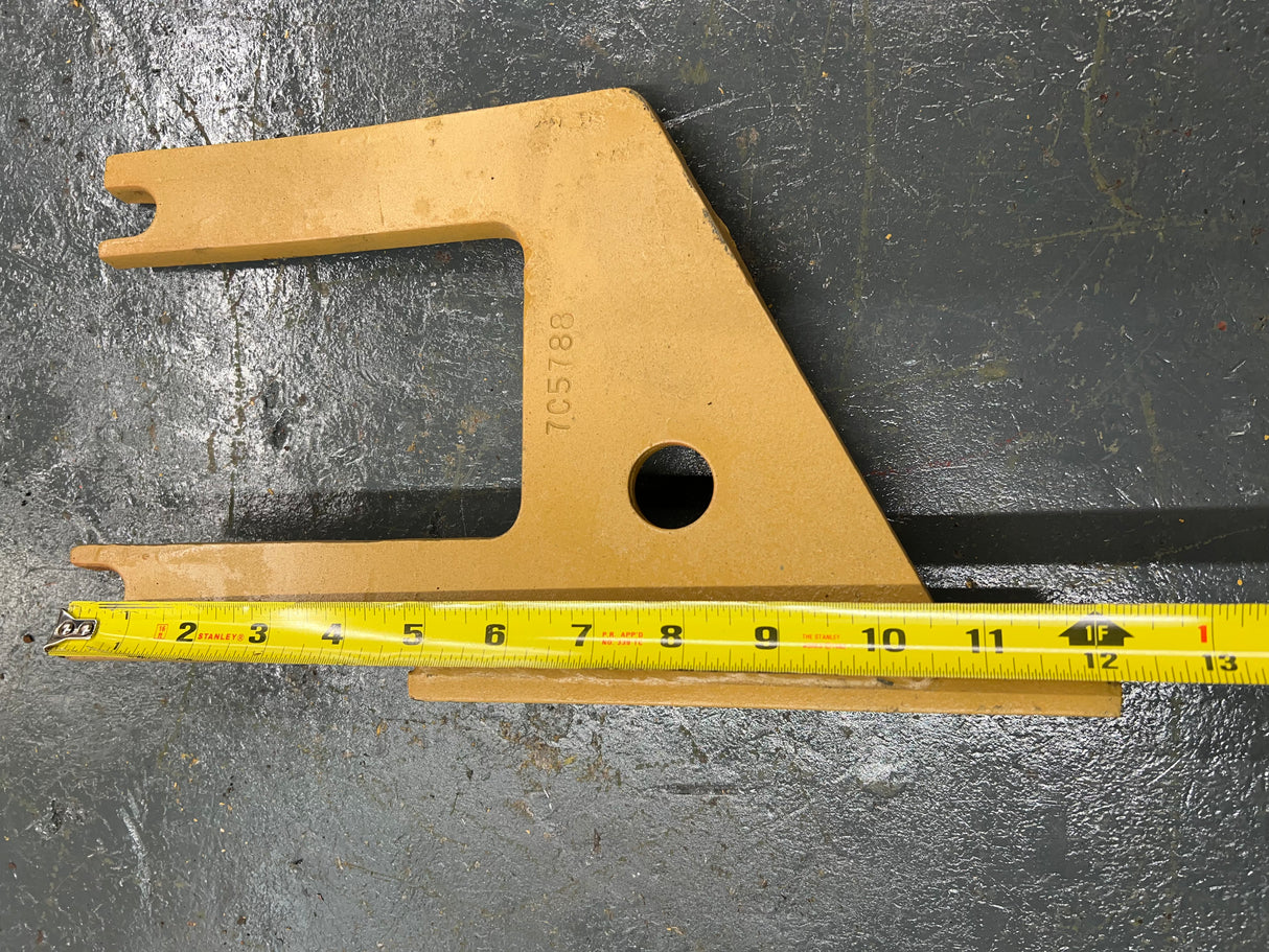 OEM Caterpillar 3406C Engine Bracket 7C-5788