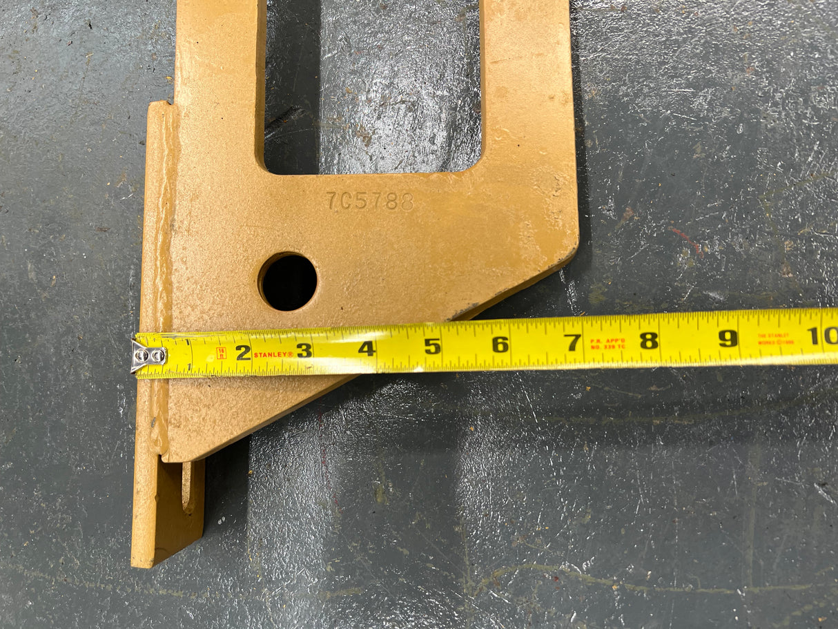OEM Caterpillar 3406C Engine Bracket 7C-5788