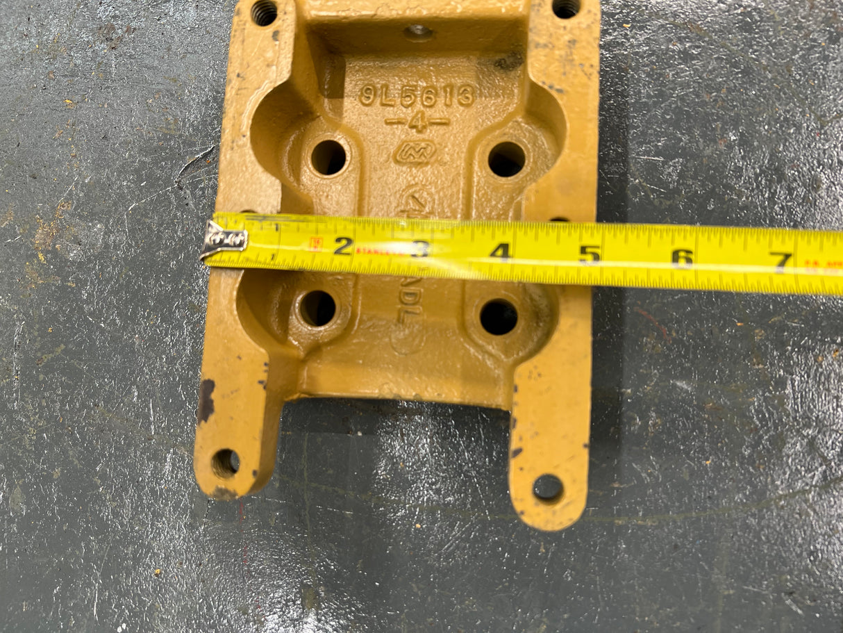 Caterpillar 3306 Fan Hub Adaptor 9L 5613 4