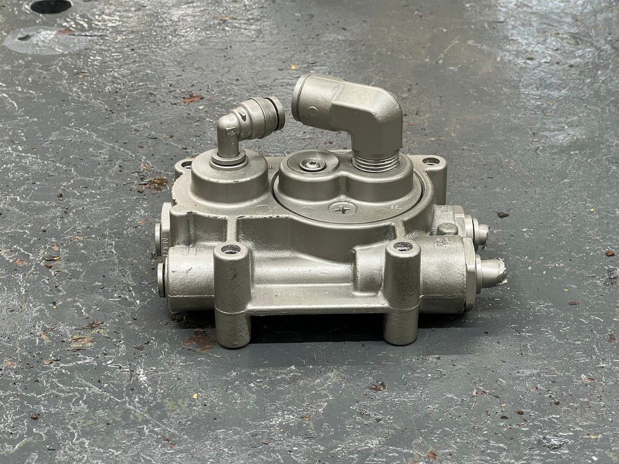 Bendix 802926 TP-5 Tractor Protection Valve Part # 5016833