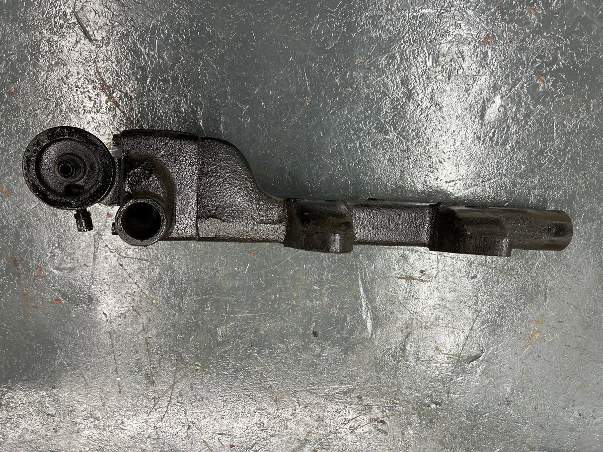 Mack E7 WATER MANIFOLD PART # 107GC550M, W/ OIL FILTER HEAD PART # 32GB354P