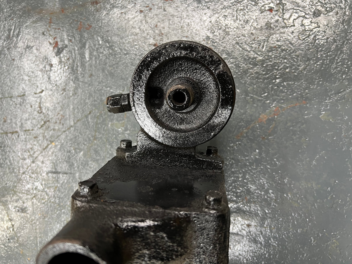 Mack E7 WATER MANIFOLD PART # 107GC550M, W/ OIL FILTER HEAD PART # 32GB354P