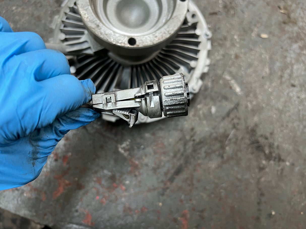 Volvo VED12 Visco Electric Fan Clutch 85136443