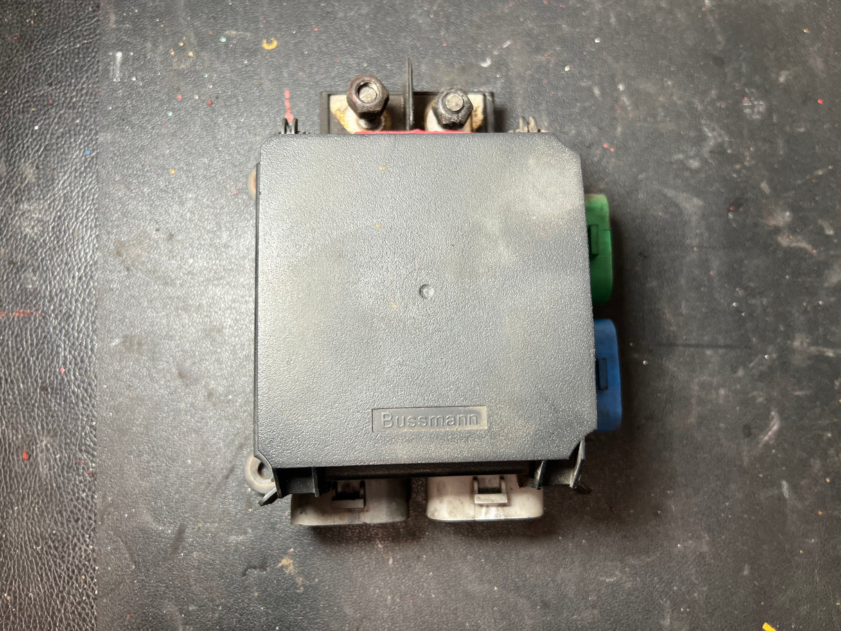 Freightliner A06-69621-000 Fuse Pane