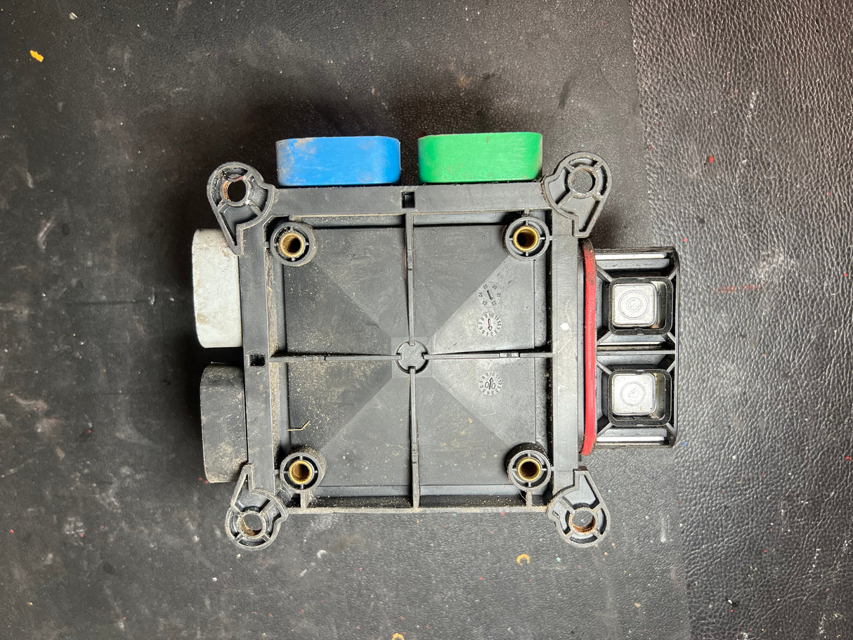 Freightliner A06-69621-000 Fuse Pane