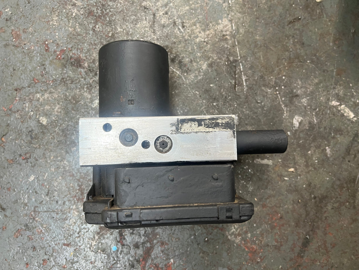 Chevrolet C5500 ABS Control Module Part # 88935852