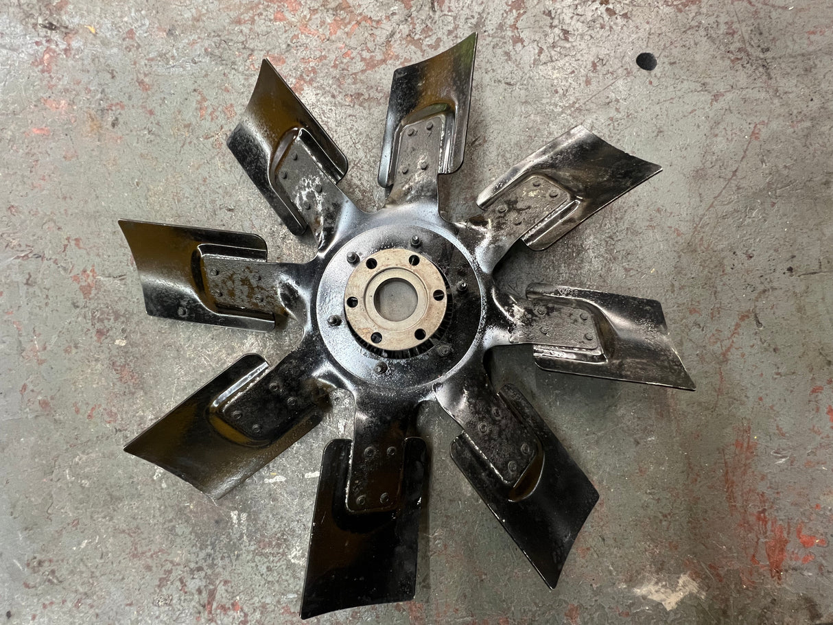Mack E7-427 Fan Clutch Assembly Blade Part # 2MH445, 30 Inches, 8 Blades