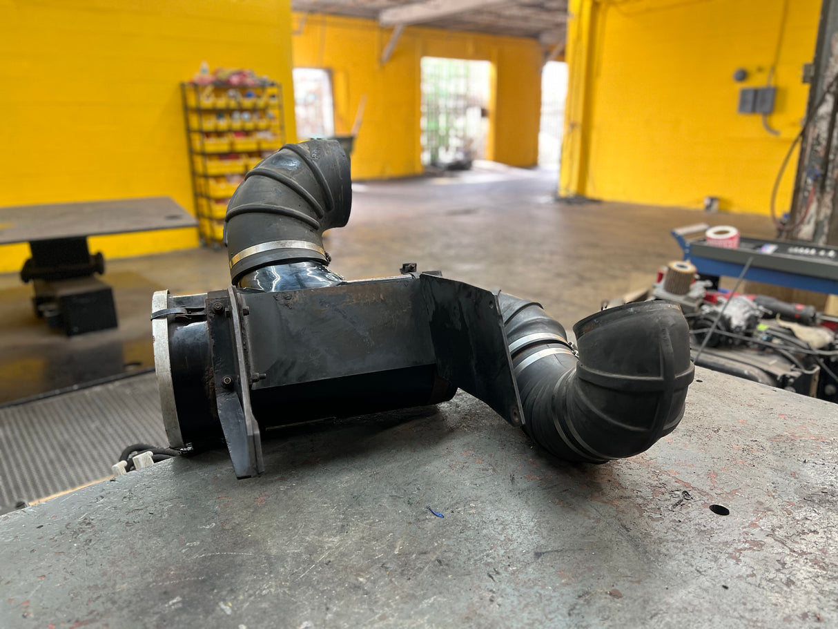 Donaldson P15-0862 Air Cleaner / Air Filter Housing ECG11-2530