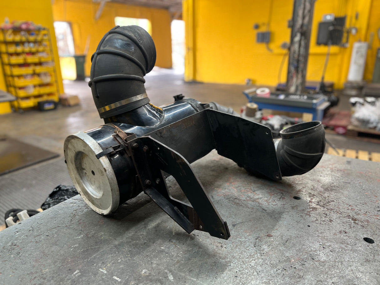 Donaldson P15-0862 Air Cleaner / Air Filter Housing ECG11-2530