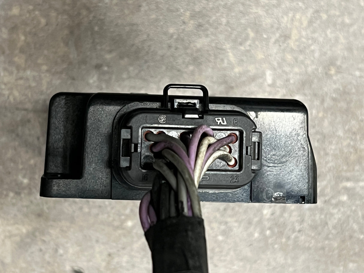 International Navistar VPM Body Control Module Part # 2042036C1